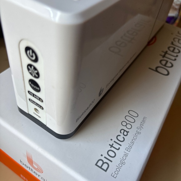 Biotica 800 pre-owned Air Filtering Unit - Picture 3 of 3